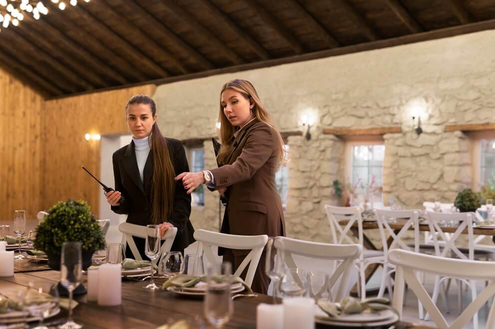 What to Keep in Mind When Hiring Event Staff in Abu Dhabi