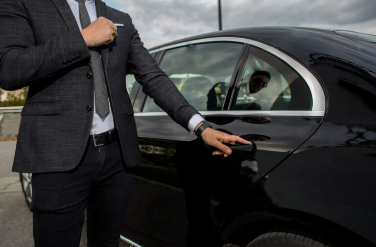 Professional Monthly Driver Service in Dubai
