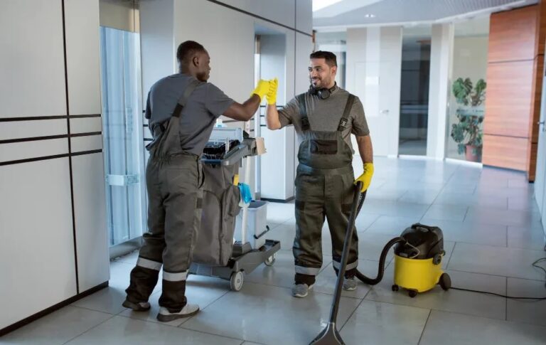 Cleaners Supply in Dubai -Triple Trillium
